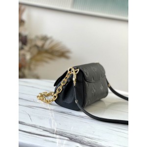 Lv Favorite M45813 24x14x9 cm Bags