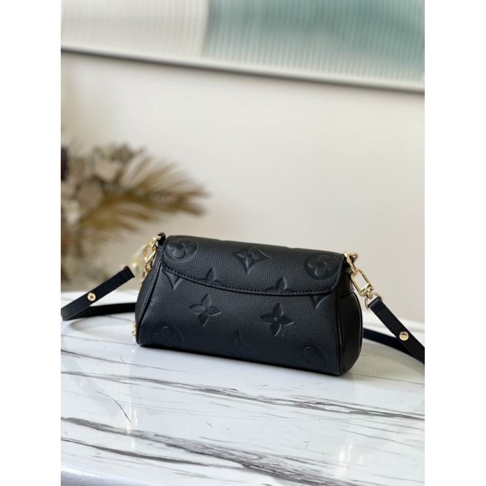 Lv Favorite M45813 24x14x9 cm Bags