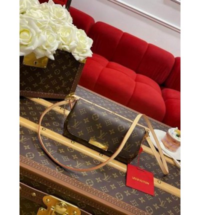 Lv Favorite PM 22x14x4cm