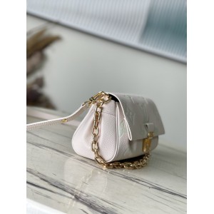 Lv Favorite M45813 24x14x9 cm Bags