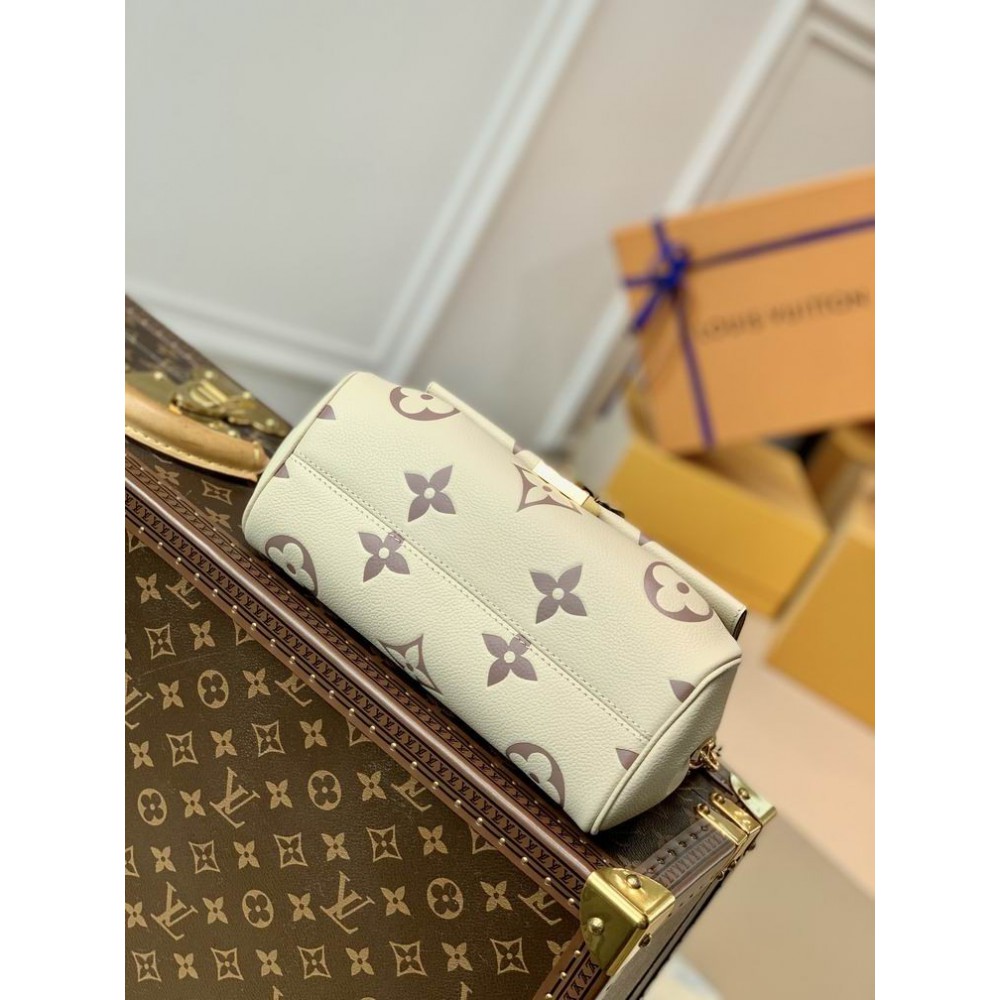 Lv Favorite M45813 24x14x9 cm Bags