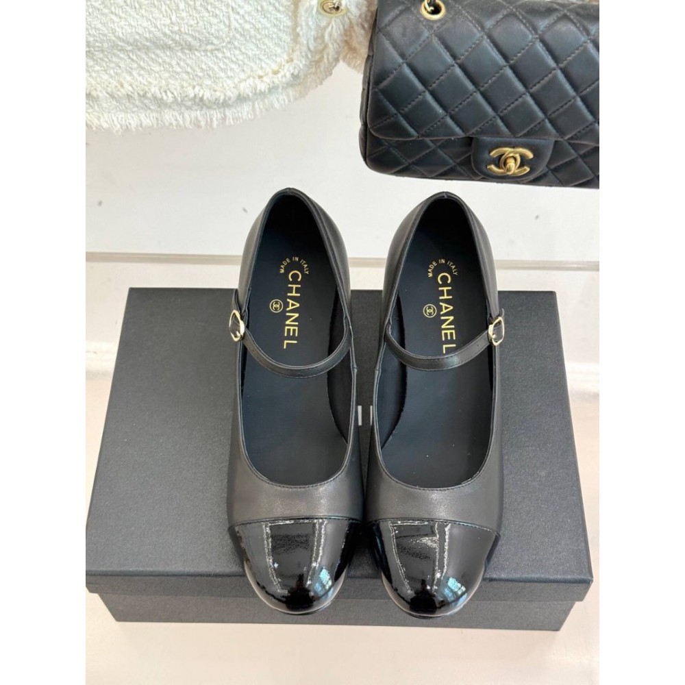 Chanel pearl heels 36-41 Shoes