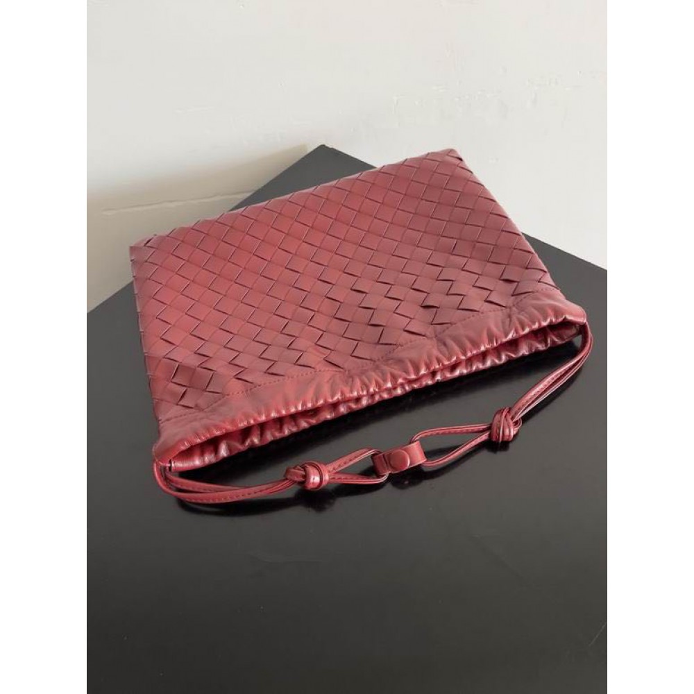 Bottega Venetta dustbag 33x23cm Bags