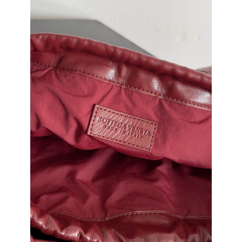 Bottega Venetta dustbag 33x23cm Bags