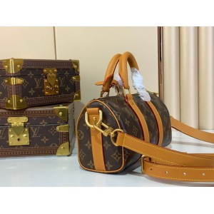 Lv Keepall Cargo G69 m14981 15x11x25cm  Bags