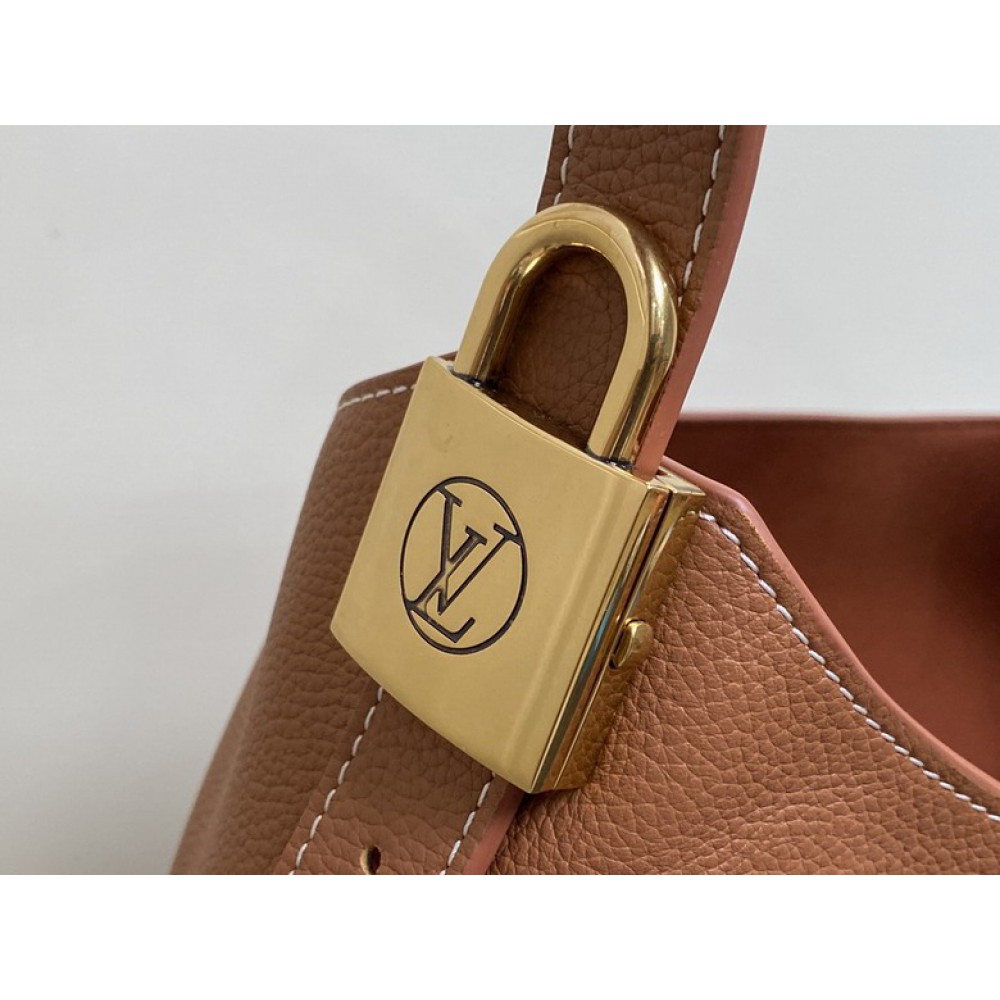 Lv Low Key Hobo M24856 31x35x18cm Bags