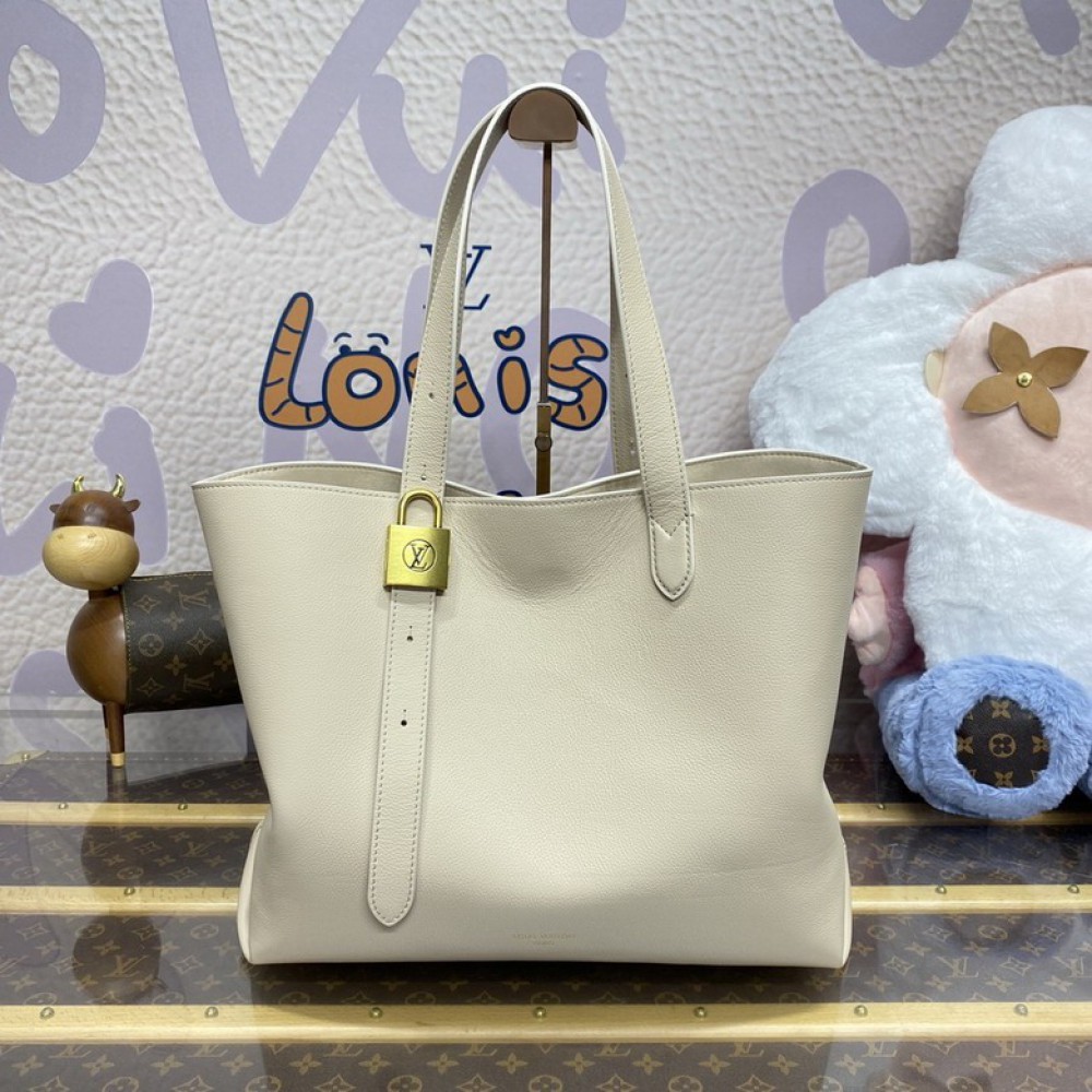 Lv Low Key Cabas MM M25342 47x30x14CM Bags