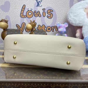 Lv Low Key Cabas MM M25342 47x30x14CM Bags