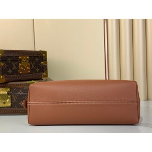 Lv Low Key messenger M13148 30x18x12cm Bags