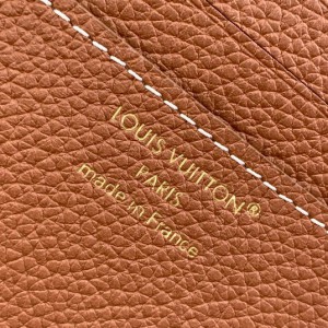 Lv Low Key wallet m14551 8.5x1x13cm Accesories