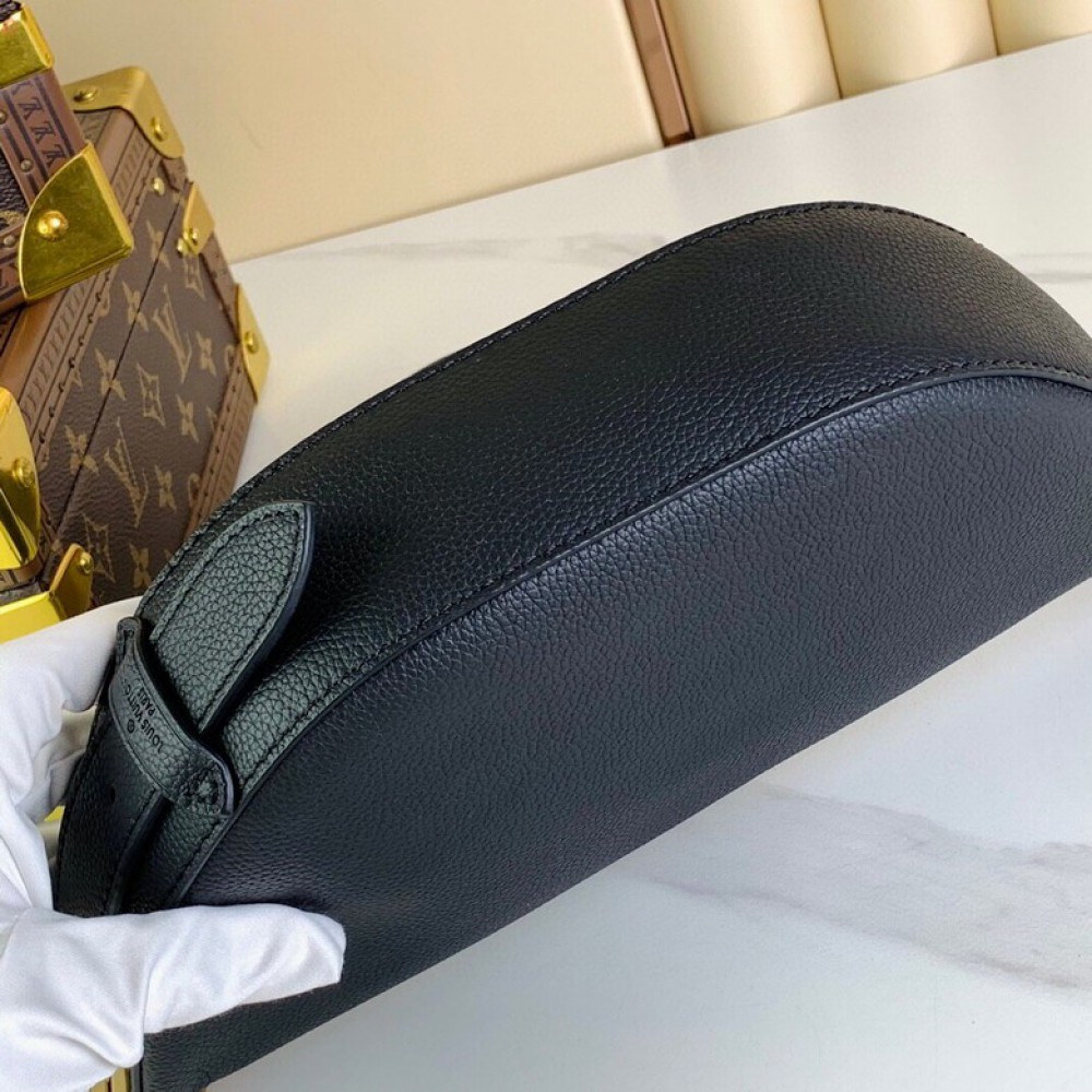 Lv Low Key bumbag M11429 28x13x5.5cm Bags