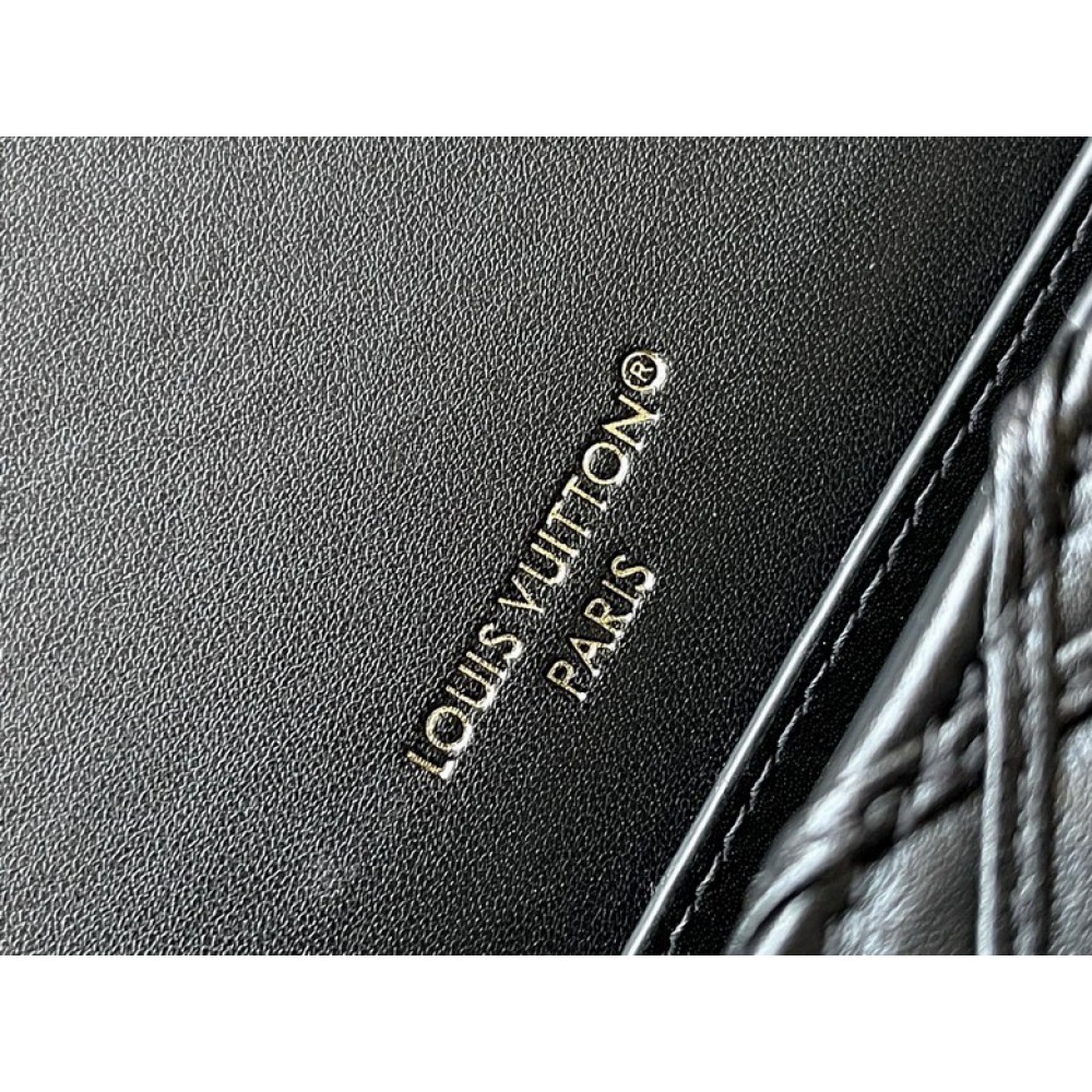 Lv Twist M13139 20x12x5cm Bags