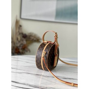 Lv Boite Chapeau M43514 17.5x16.5x7.5 cm  Bags