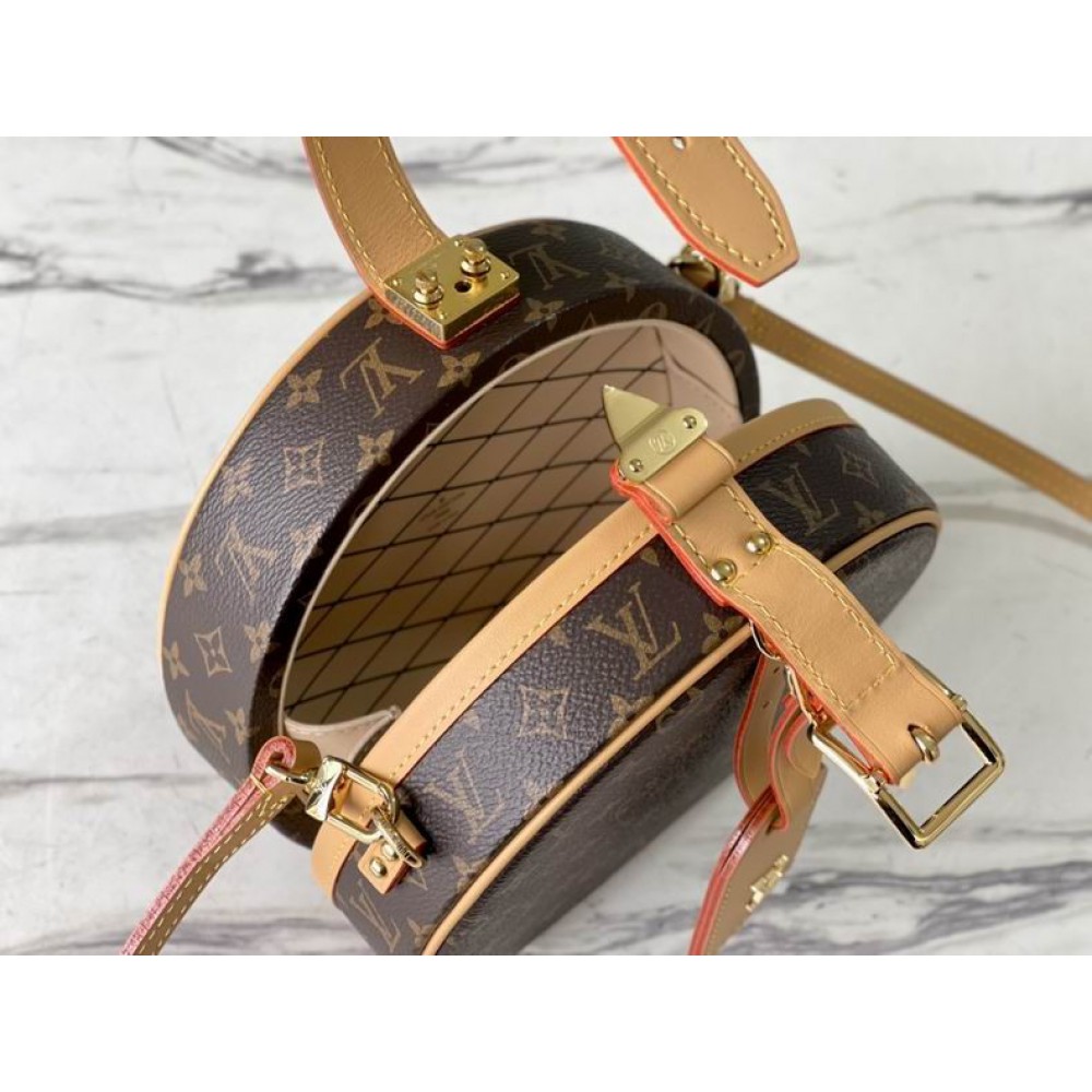 Lv Boite Chapeau M43514 17.5x16.5x7.5 cm  Bags