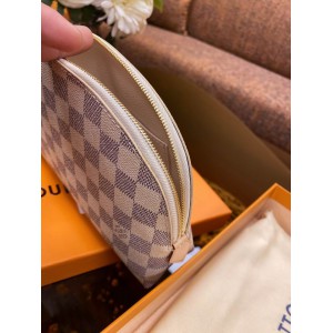 Lv Cosmétique M47353 22.5x5.5x15.5cm  Bags