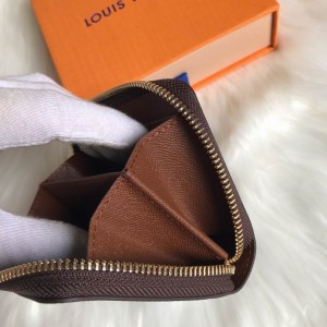 Lv zippy wallet m68663 11x8.5x2cm Accesories