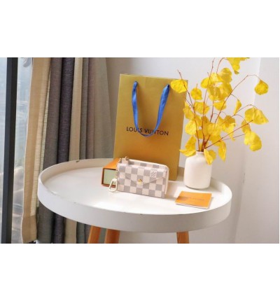 Lv Card Holder Recto Verso M69431 13X9.5X2.5cm