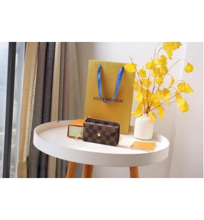 Lv Card Holder Recto Verso M69431 13X9.5X2.5cm