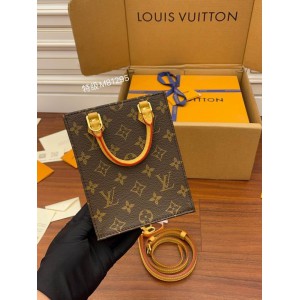 Lv Petit Sac Plat M81295 14x17x5cm Bags