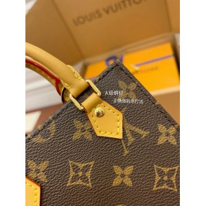 Lv Petit Sac Plat M81295 14x17x5cm Bags