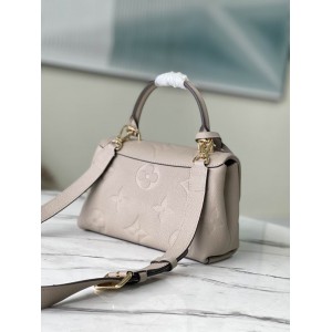 Lv Madeleine BB M45978 24x17x8.5cm Bags