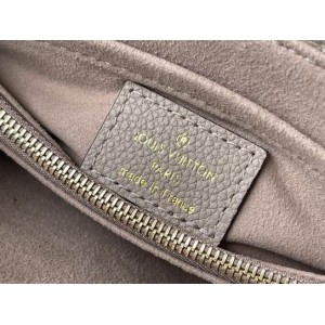 Lv Madeleine BB M45978 24x17x8.5cm Bags