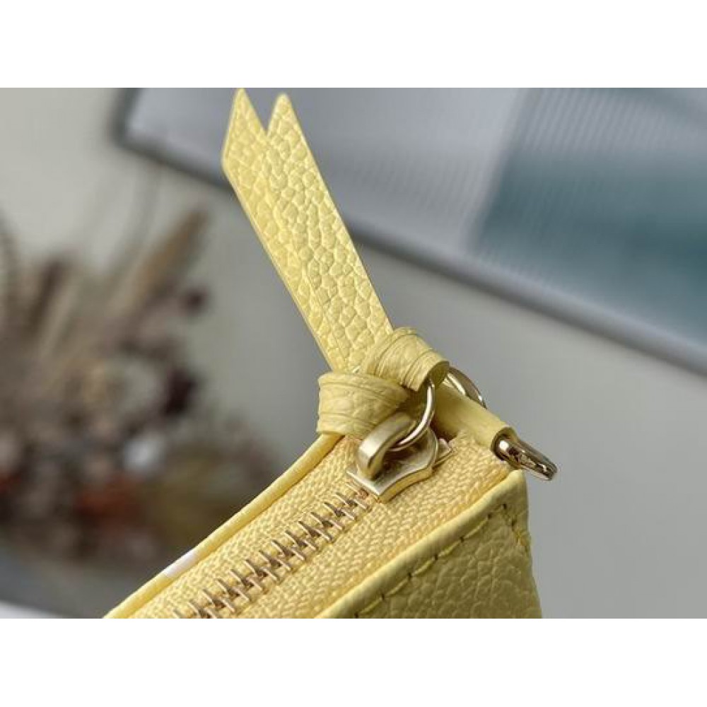 Lv Mini Pochette Accessories M46129 15.5x10.5x4cm Bags