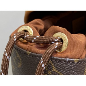 Lv Montsouris M14105 34x40x17cm Bags