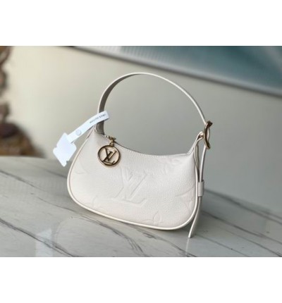 Lv mini moon M82391 20.5X11 CM white