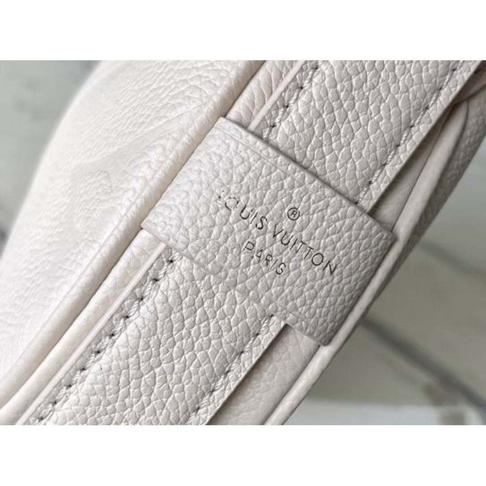 Lv mini moon M82391 20.5X11 CM white Bags