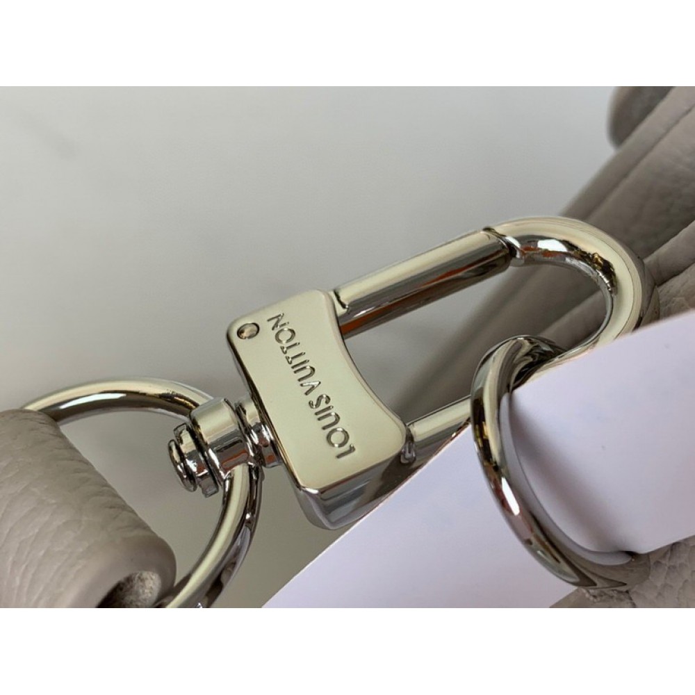 Lv Metis M41487 25x19x7cm Bags