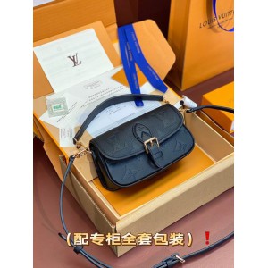 Lv Diane M13642 10.5x6x19cm Bags