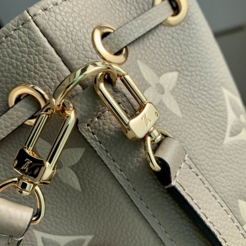 Lv Nano Noe M46291 13x16x10cm  Bags