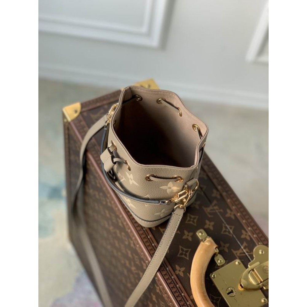 Lv Nano Noe M46291 13x16x10cm  Bags