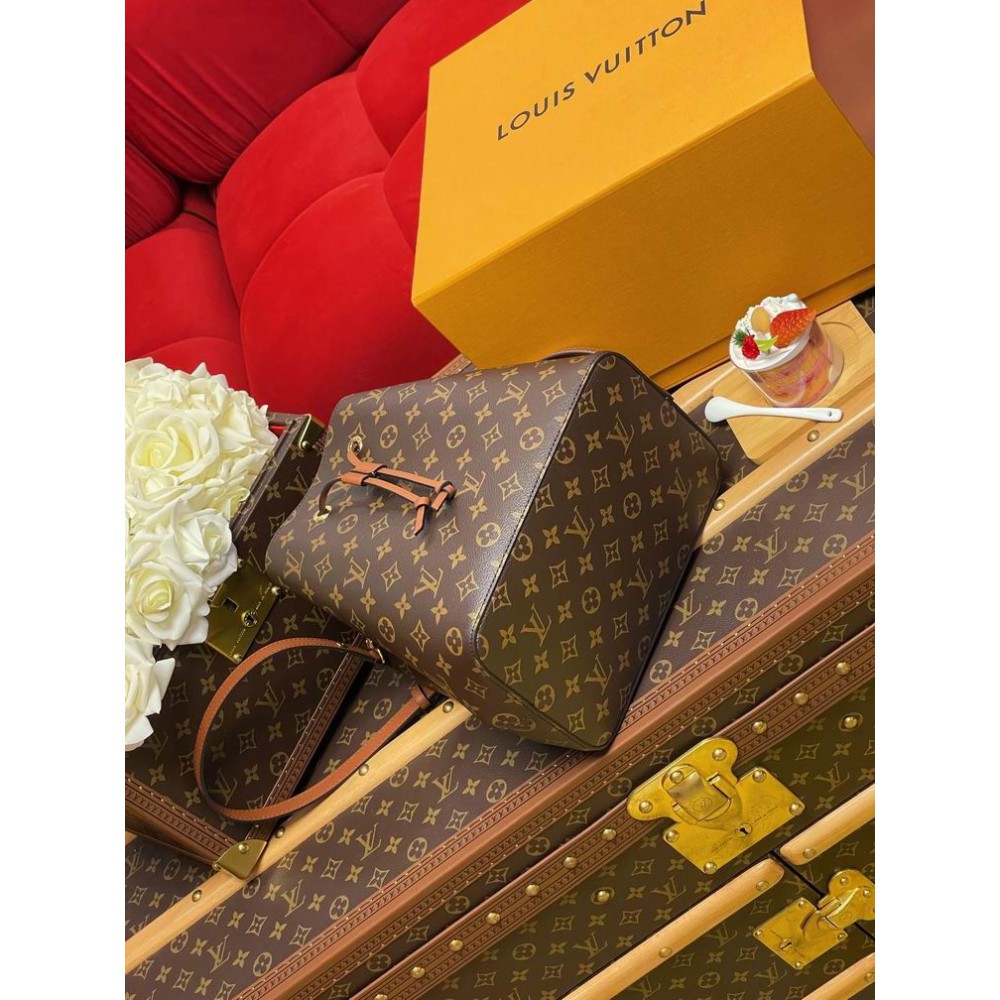 Lv NéoNoé MM M44021 26x26x17.5 cm Bags