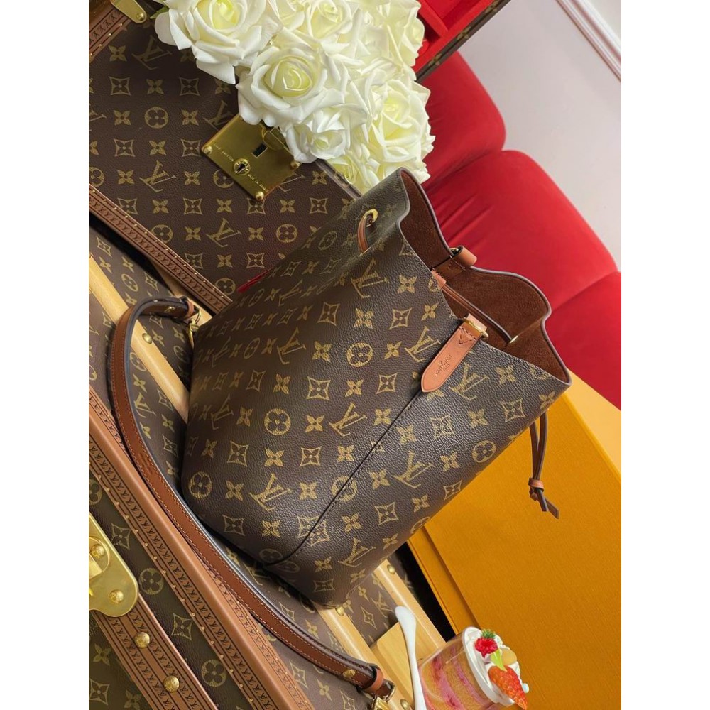 Lv NéoNoé MM M44021 26x26x17.5 cm Bags