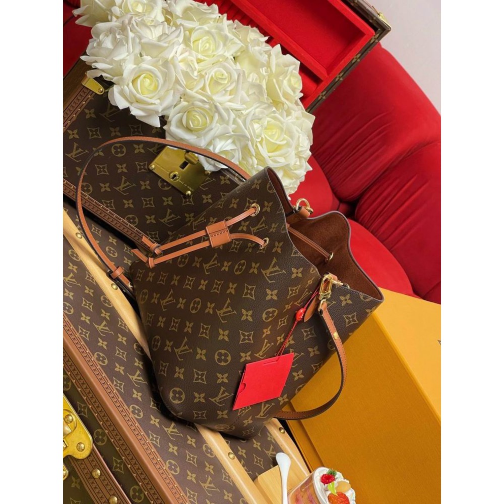 Lv NéoNoé MM M44021 26x26x17.5 cm Bags