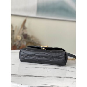 Lv New Wave Chain Bag MM M59985 24x14x9cm Bags