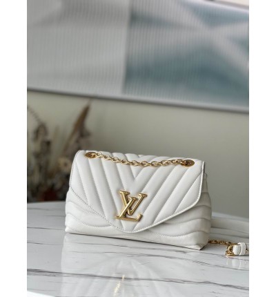 Lv New Wave Chain Bag MM M59985 24x14x9cm