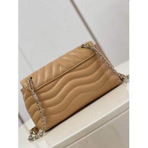 Lv New Wave Chain Bag MM M59985 24x14x9cm Bags