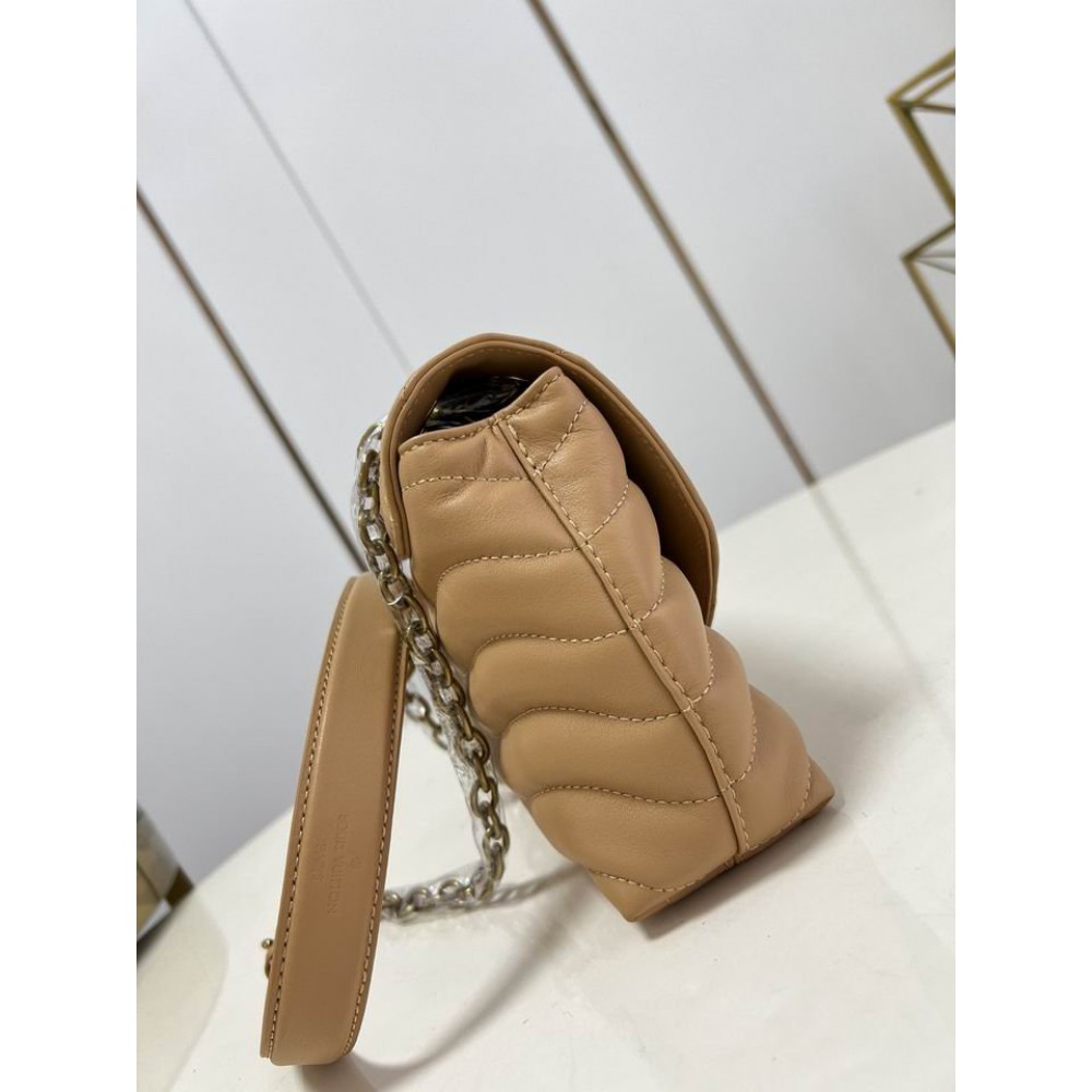 Lv New Wave Chain Bag MM M59985 24x14x9cm Bags