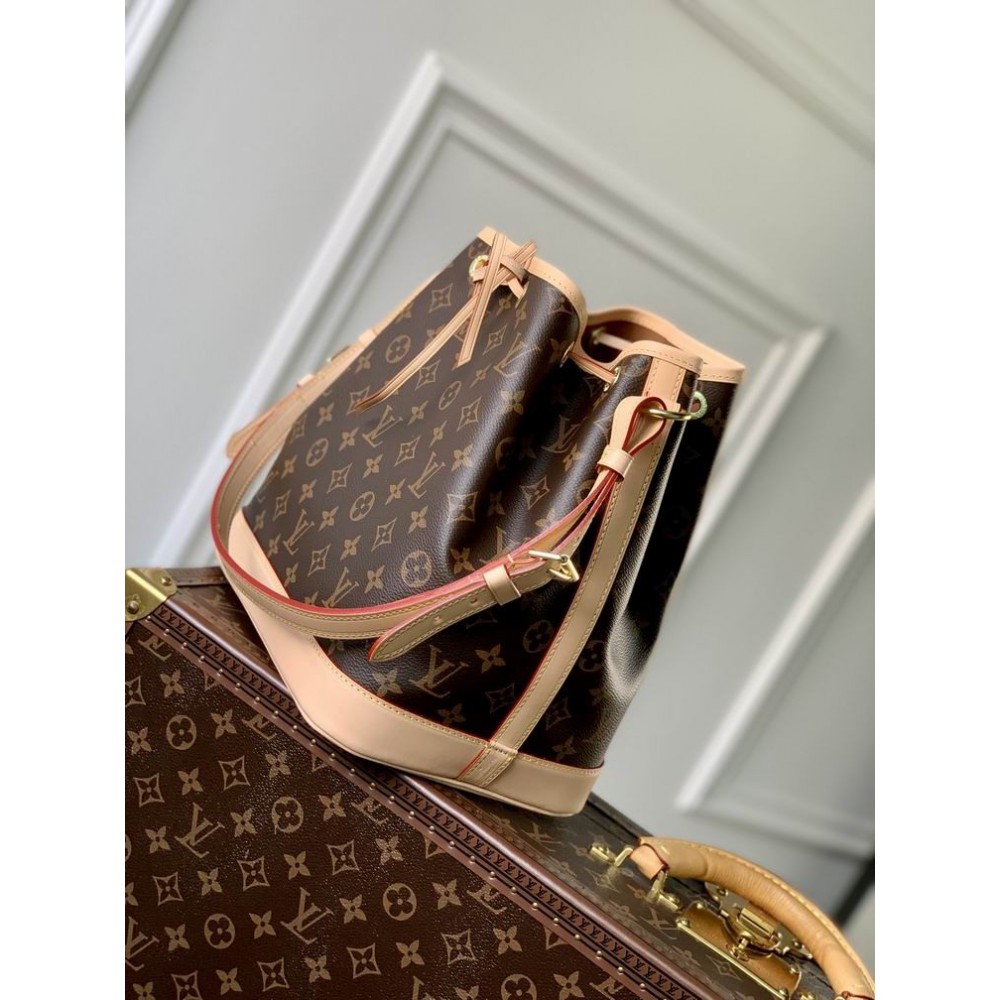 Lv Noé Petit M46984 27x27x21cm  Bags