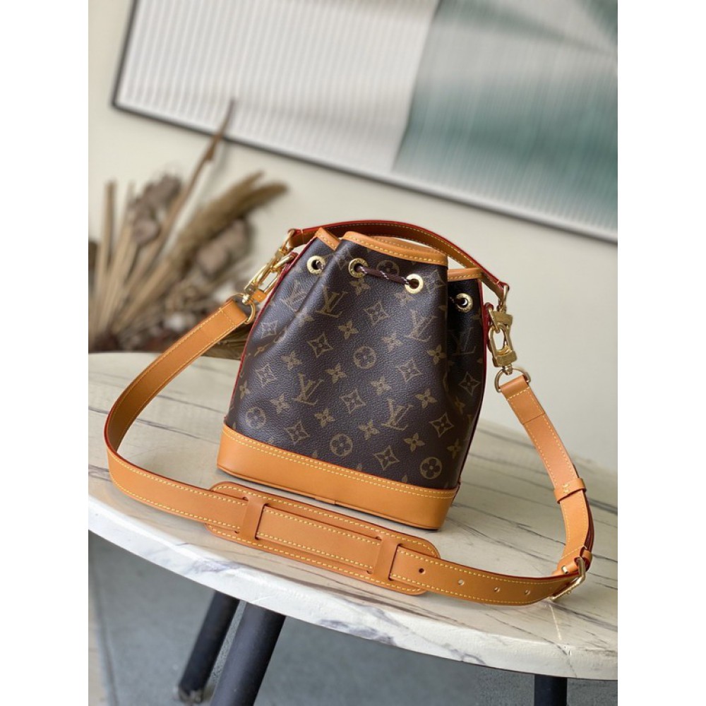 Lv Noé Cargo G69 M14017 22x24x16cm Bags