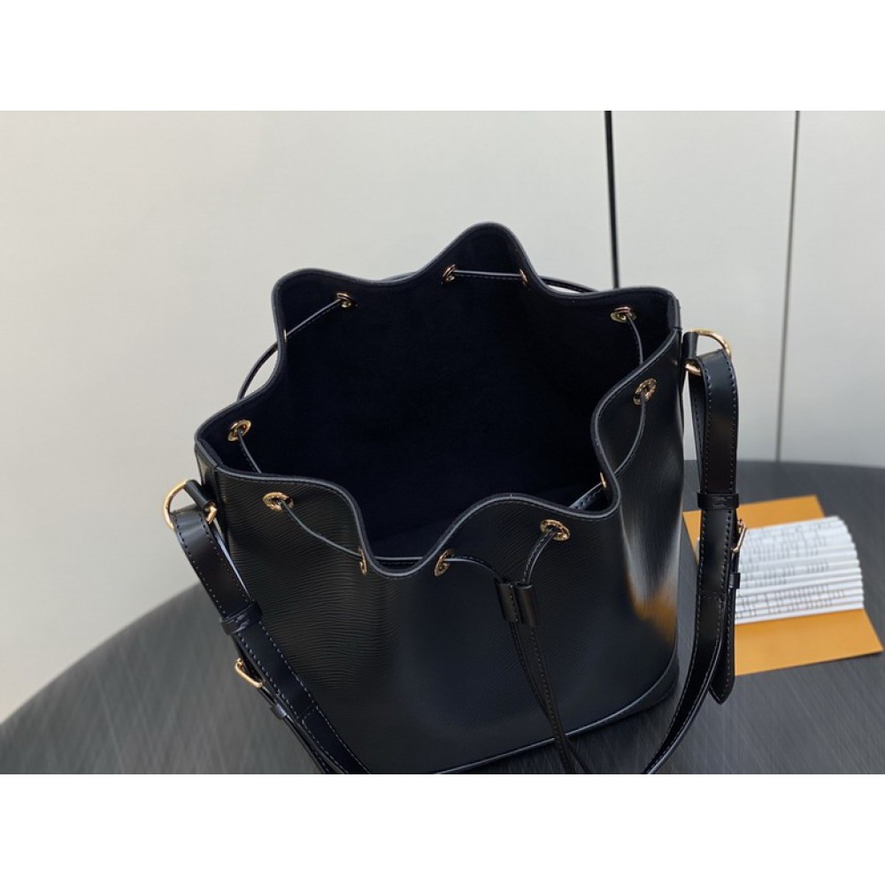 Lv Noe M24932 27x33x20cm  Bags