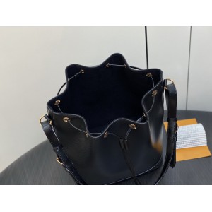 Lv Noe M24932 27x33x20cm  Bags