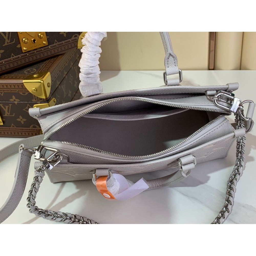 Lv OnTheGo East West Chain M23640 25x13x10cm Bags