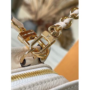 Lv OnTheGo East West Chain M23640 25x13x10cm Bags