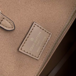 Lv OnTheGo MM 35x27x14 cm M11847 Bags
