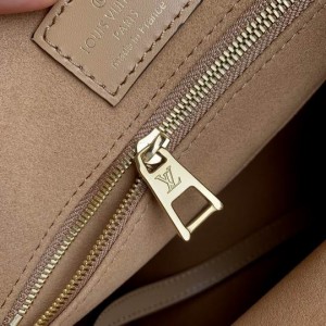 Lv OnTheGo MM 35x27x14 cm M11847 Bags