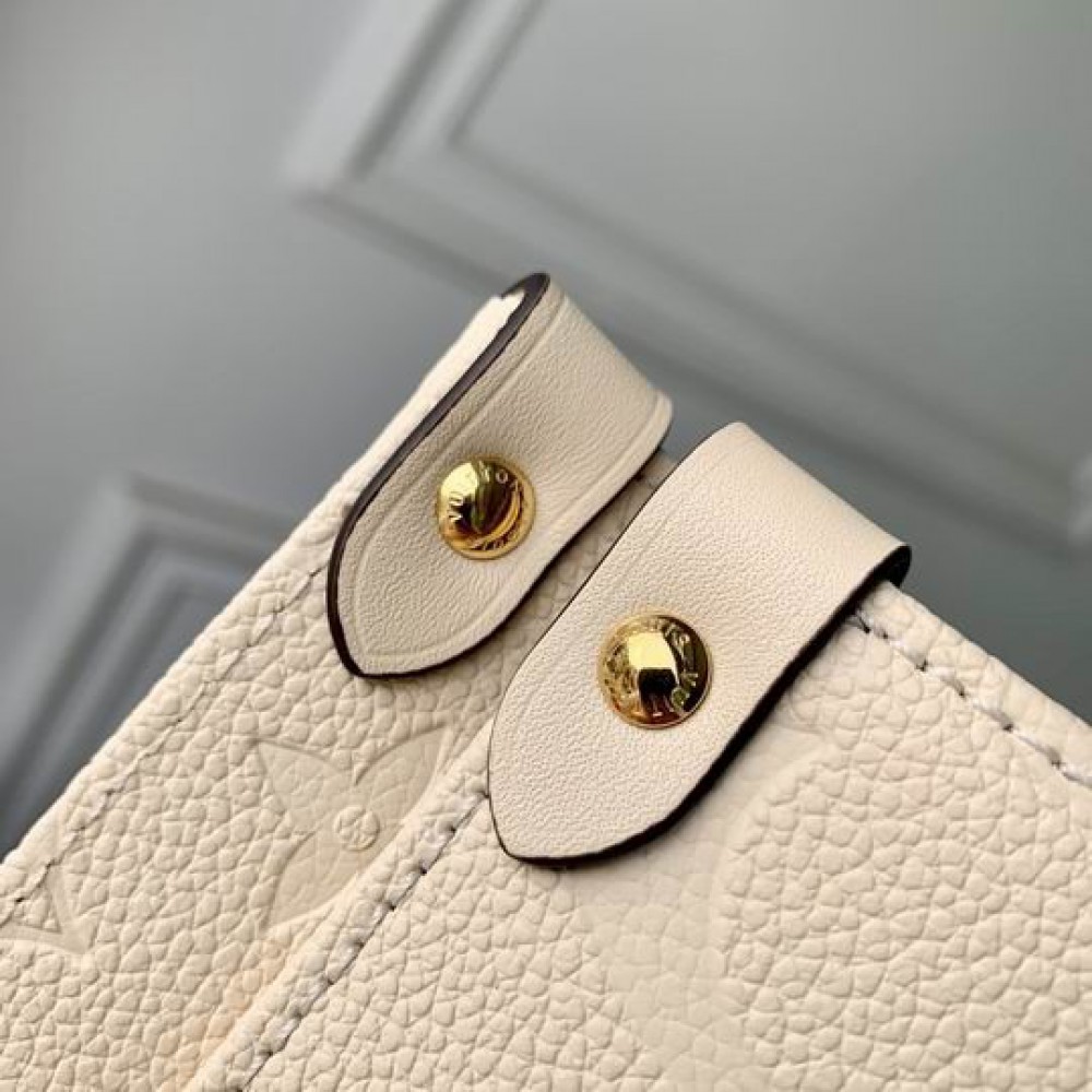 Lv OnTheGo PM M45653 25X19X11.5CM Bags